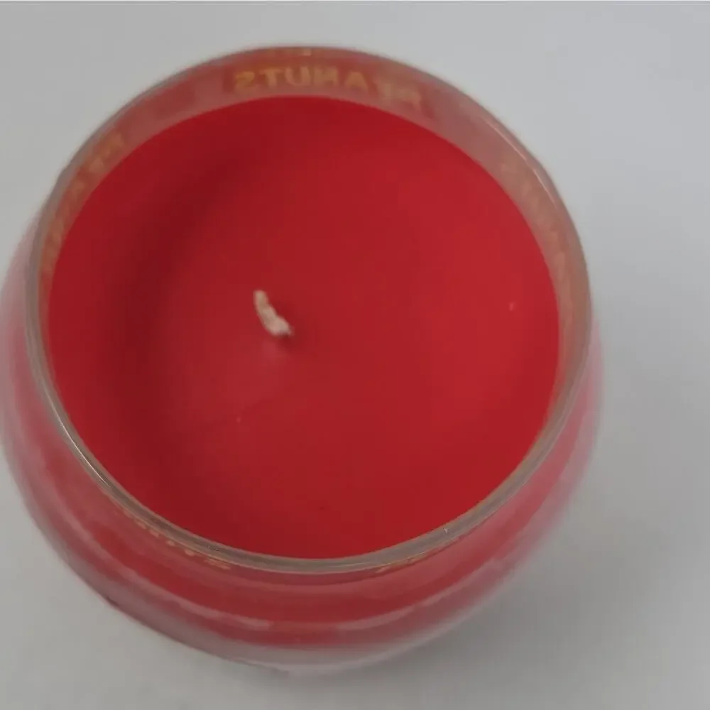 Peanuts Snoopy Christmas Jar Candle, Red Wax Glass Jar w/ Doghouse Lid, 1 Pack